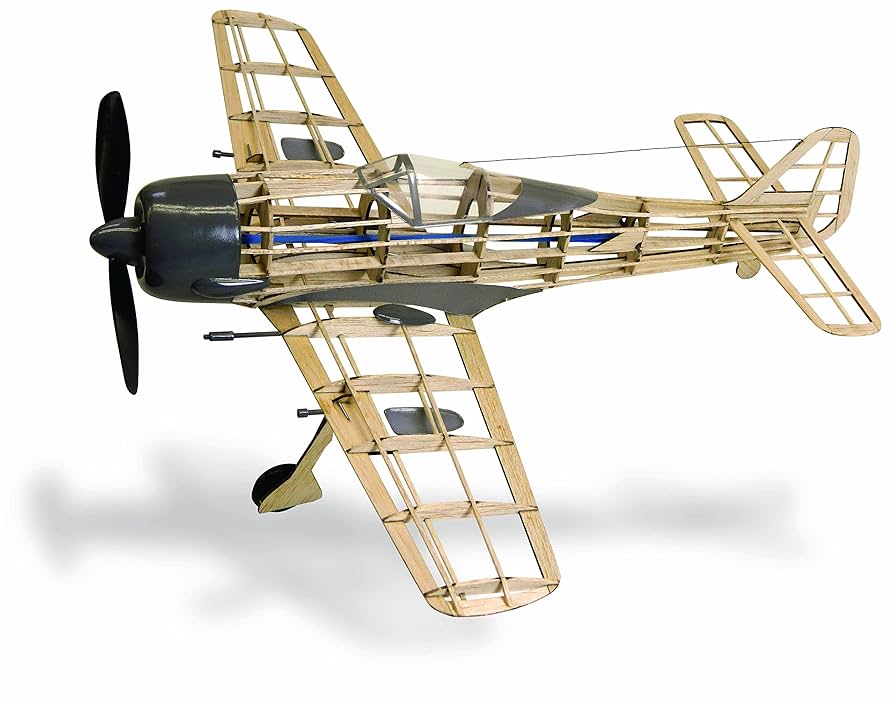 (未使用･未開封品)　ギロウズ 1/32 フォッケウルフ FW-190 GUI502 gsx453j 81l4+C0akcL._UF894,1000_QL80_.jpg